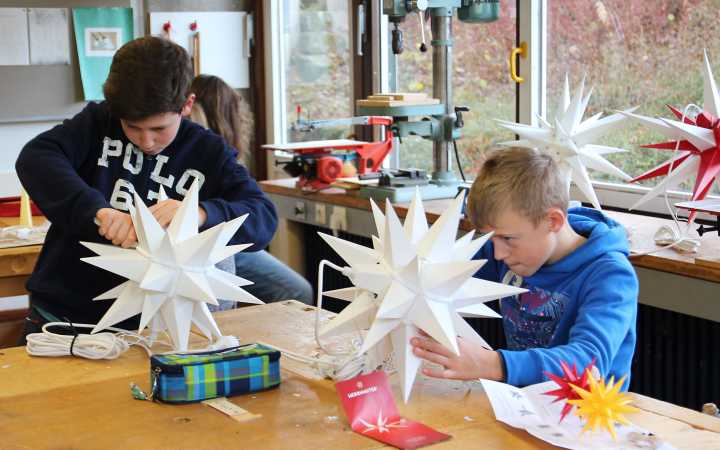 High School / Gymnasium for nine years (G9) High School / Gymnasium for nine years (G9)