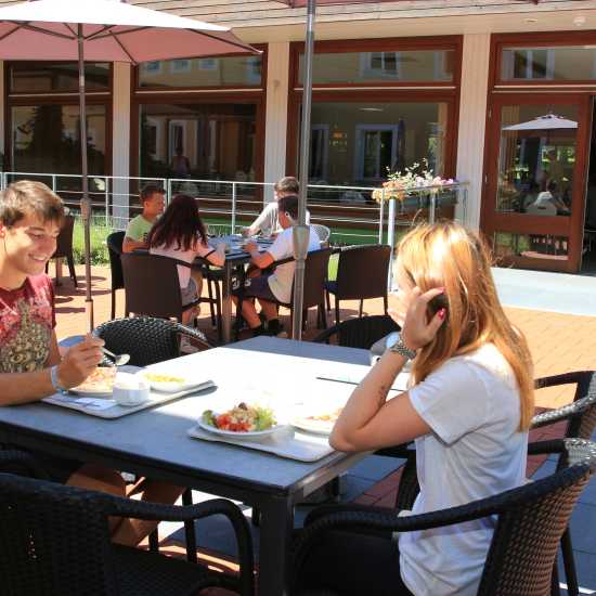 Das Jahr Atrium for lunch break