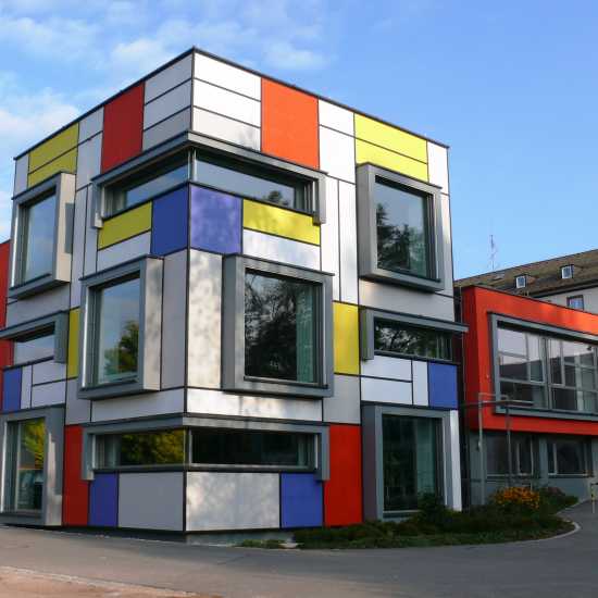 Das Jahr Computing, auditorium and media center