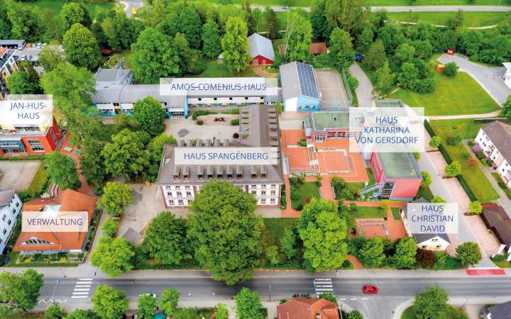 Campus tour Campus tour